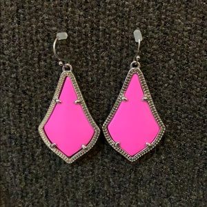 Kendra Scott Alex Drop Earring- Silver & Hot Pink